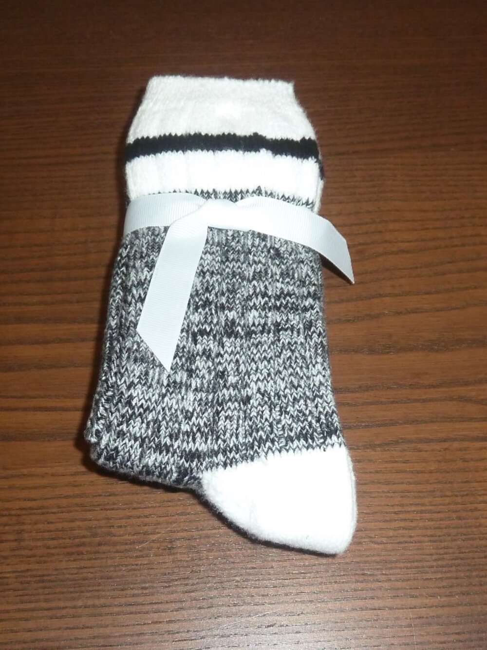 Authentic Reitmans Ankle Socks for Women 2 Pair One Size Warm Winter